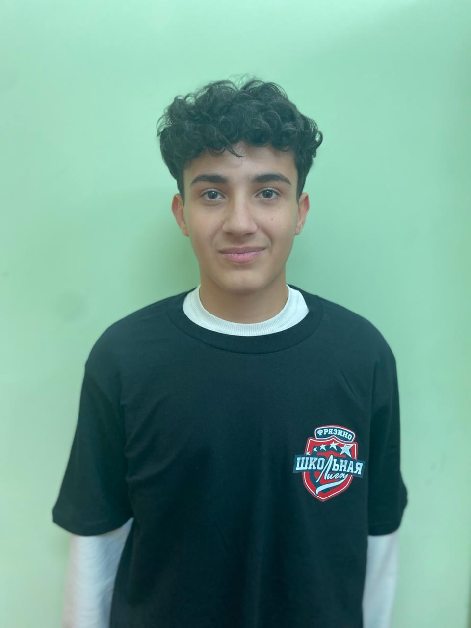 Захарян Леонардо Артурович