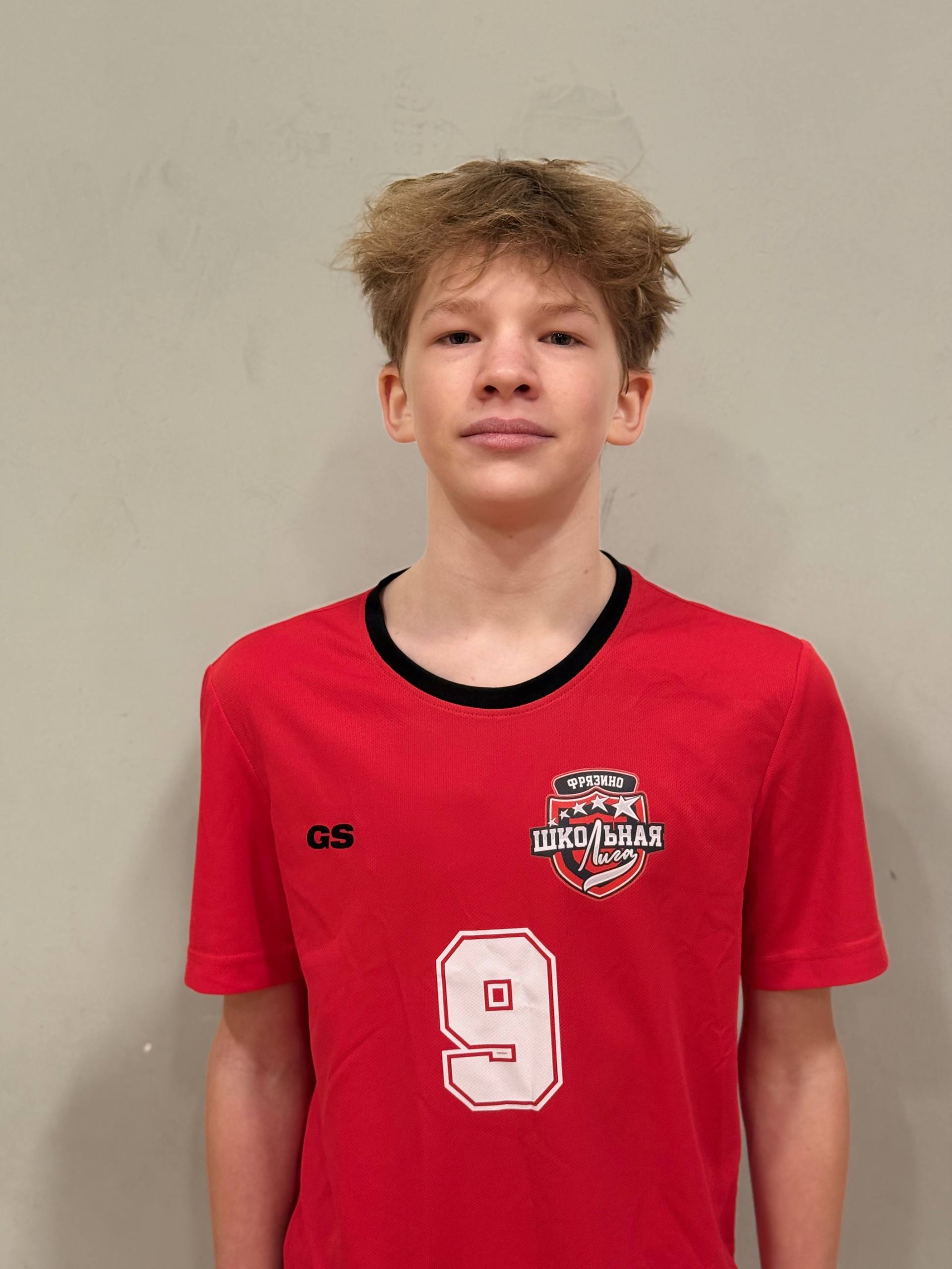 Макаревич Денис